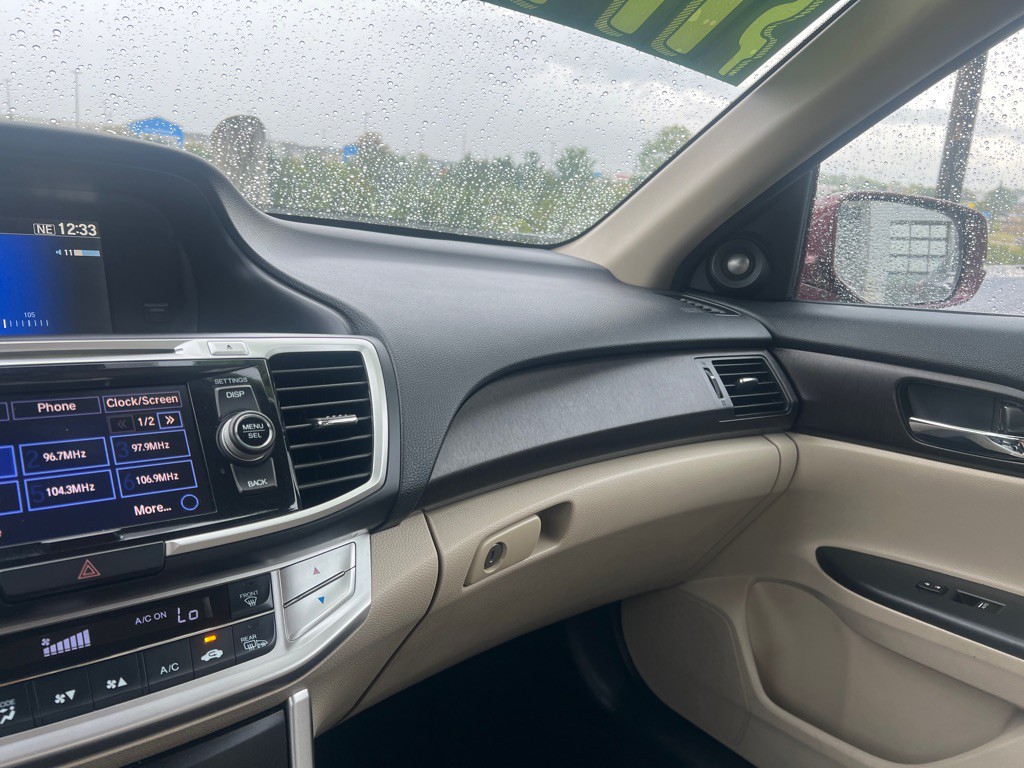 2014 Honda Accord Image 18