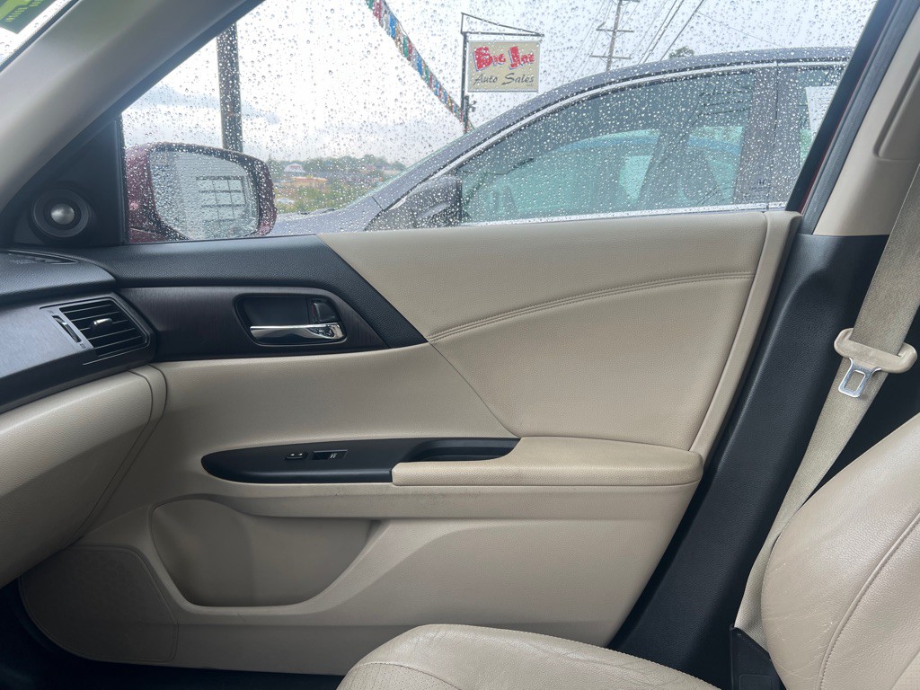 2014 Honda Accord Image 19
