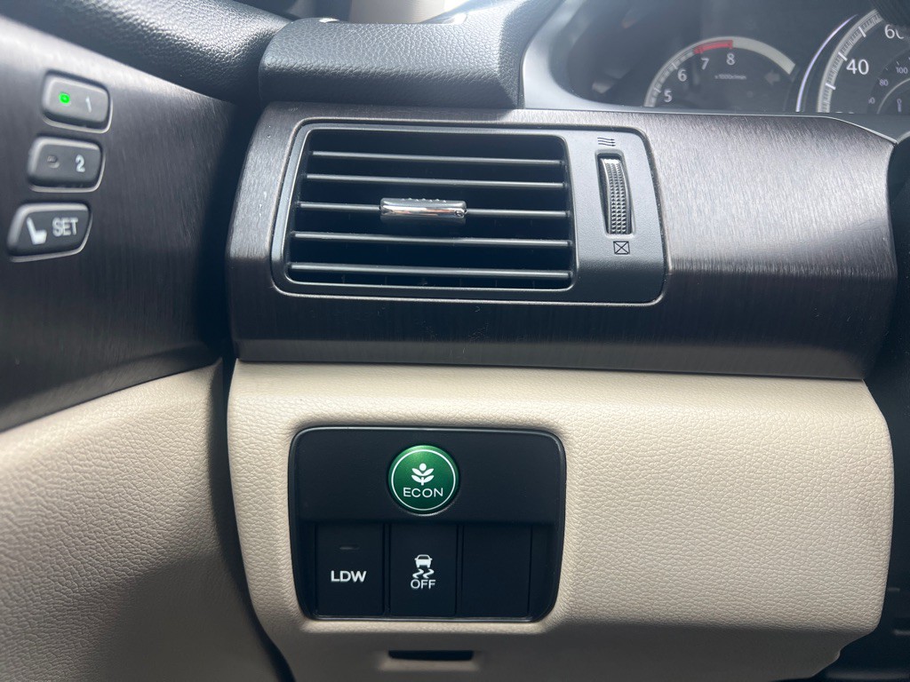 2014 Honda Accord Image 20