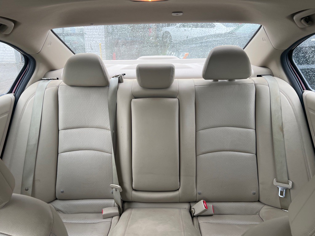 2014 Honda Accord Image 25