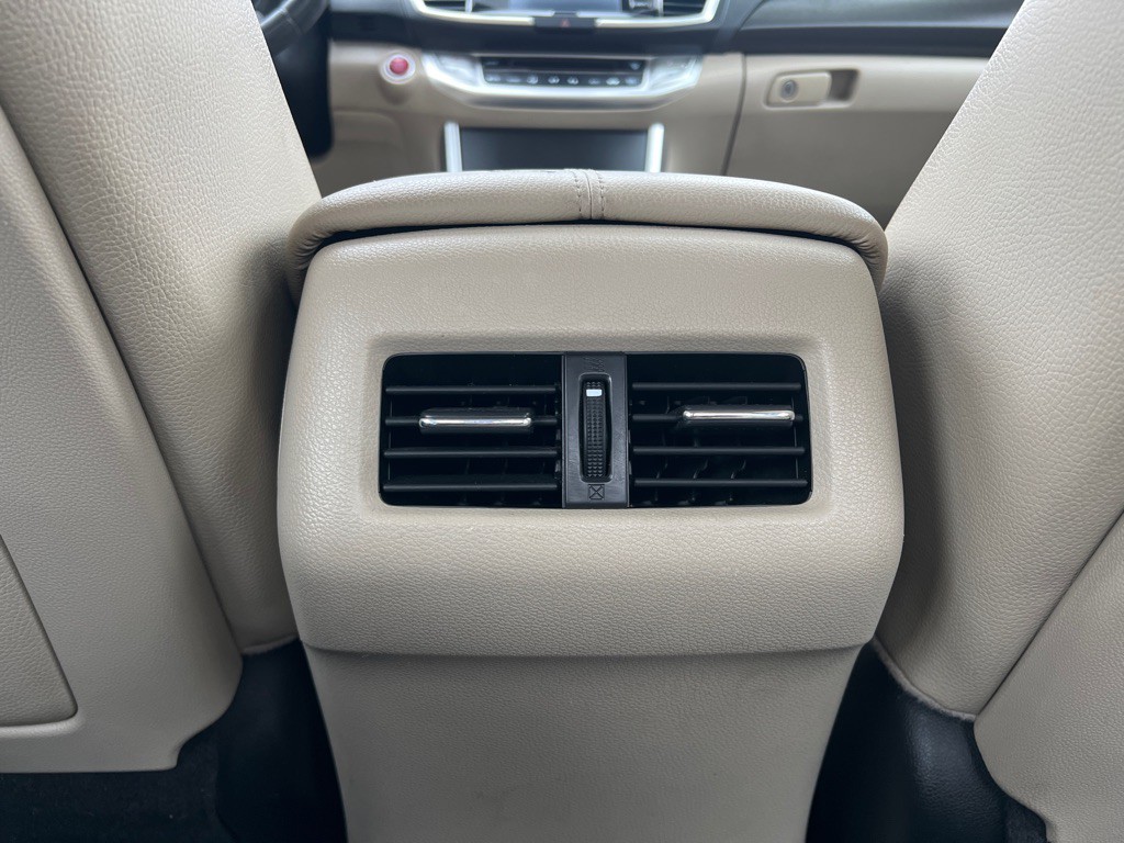2014 Honda Accord Image 28