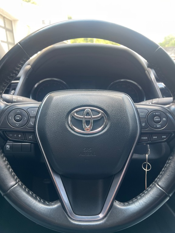 2020 Toyota Camry Image 9