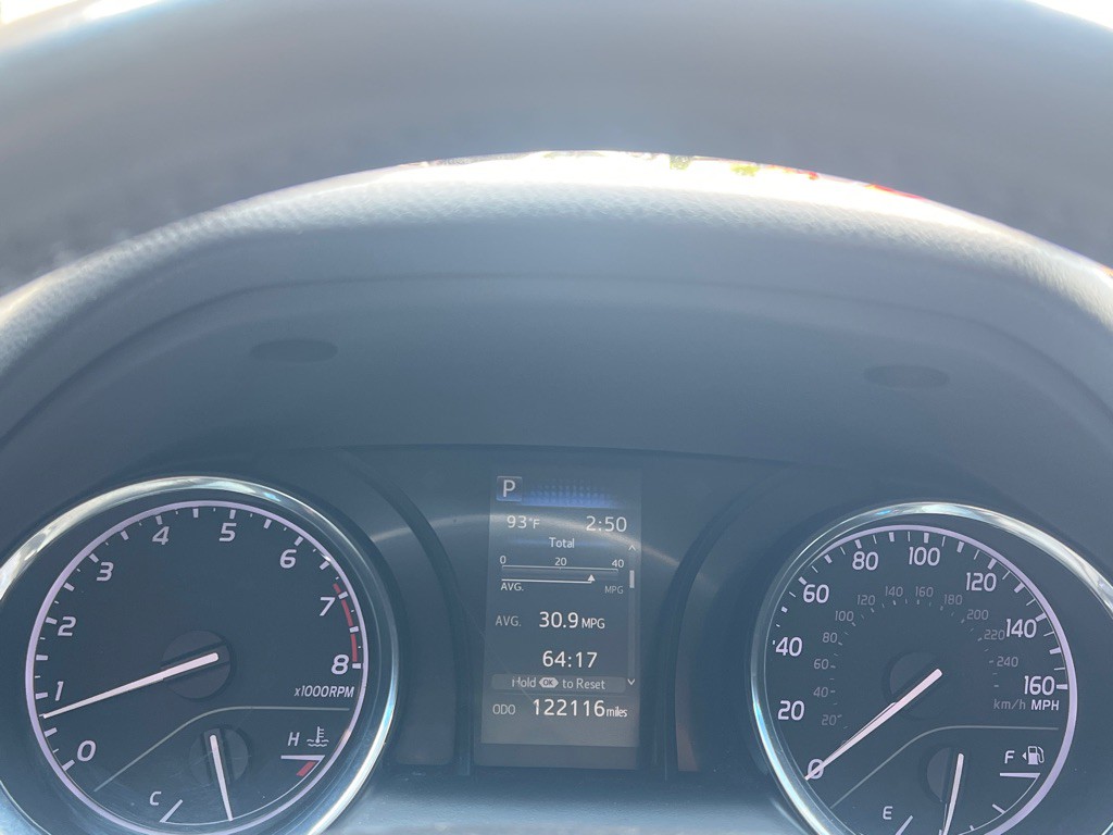 2020 Toyota Camry Image 10