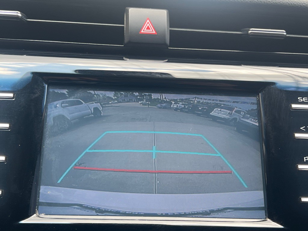 2020 Toyota Camry Image 12