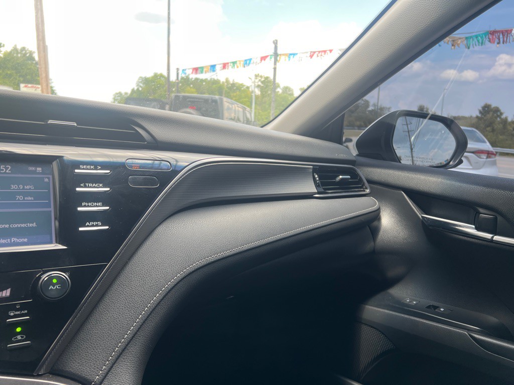 2020 Toyota Camry Image 14