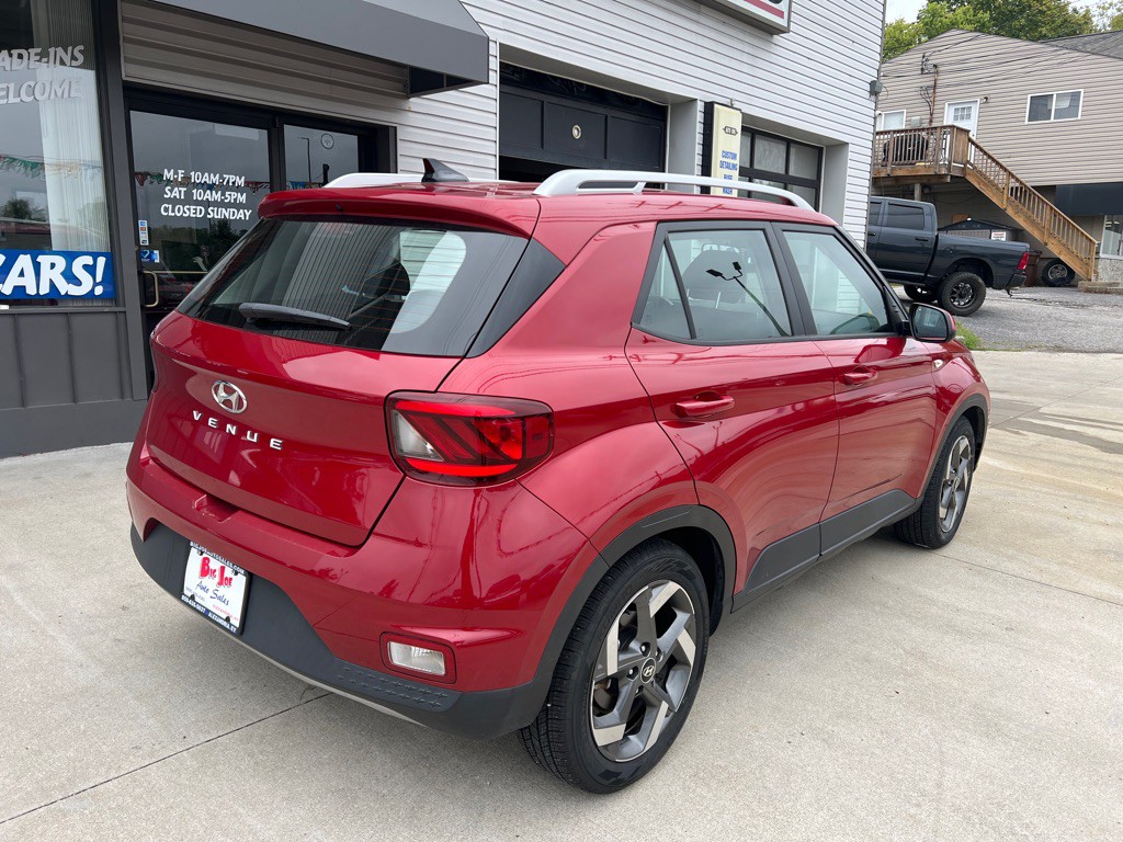 2022 Hyundai Venue Image 5