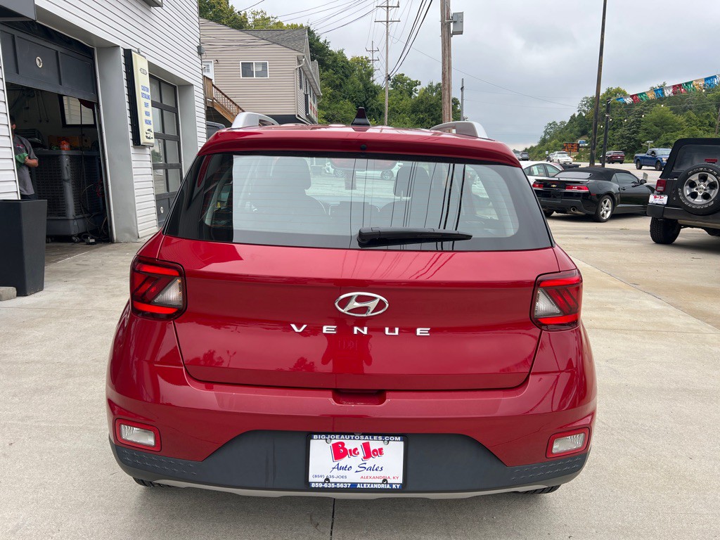 2022 Hyundai Venue Image 6