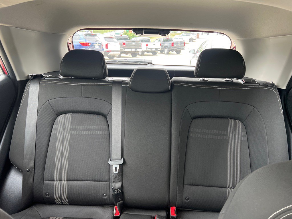 2022 Hyundai Venue Image 16