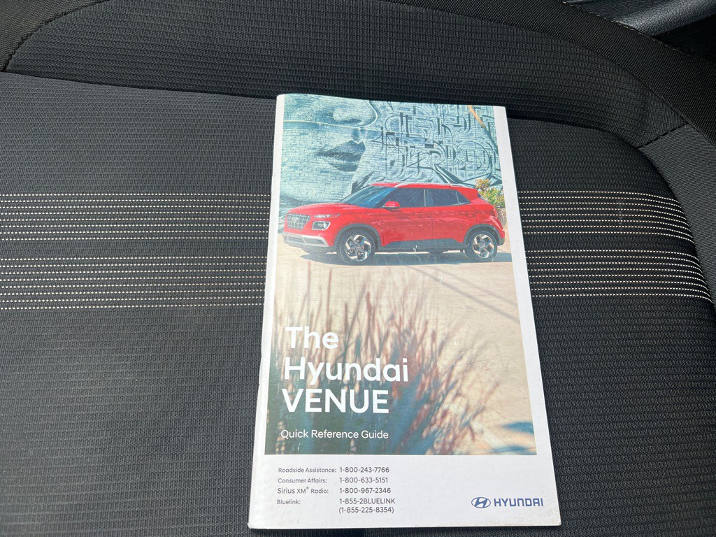2022 Hyundai Venue Image 25