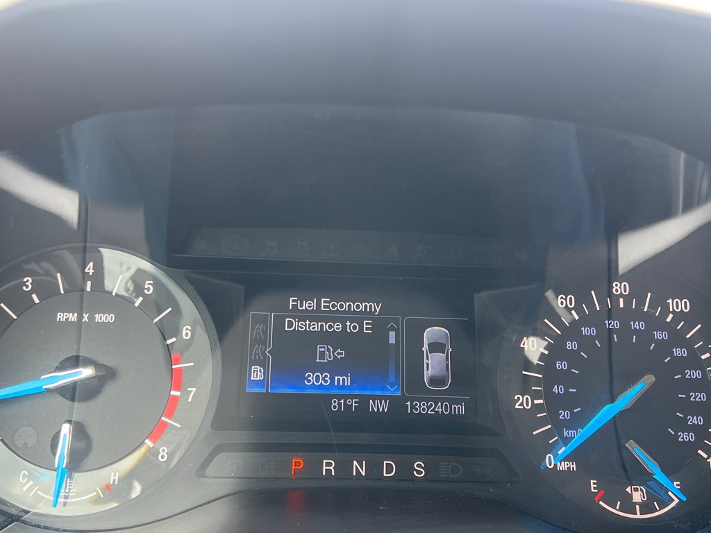 2017 Ford Edge Image 12