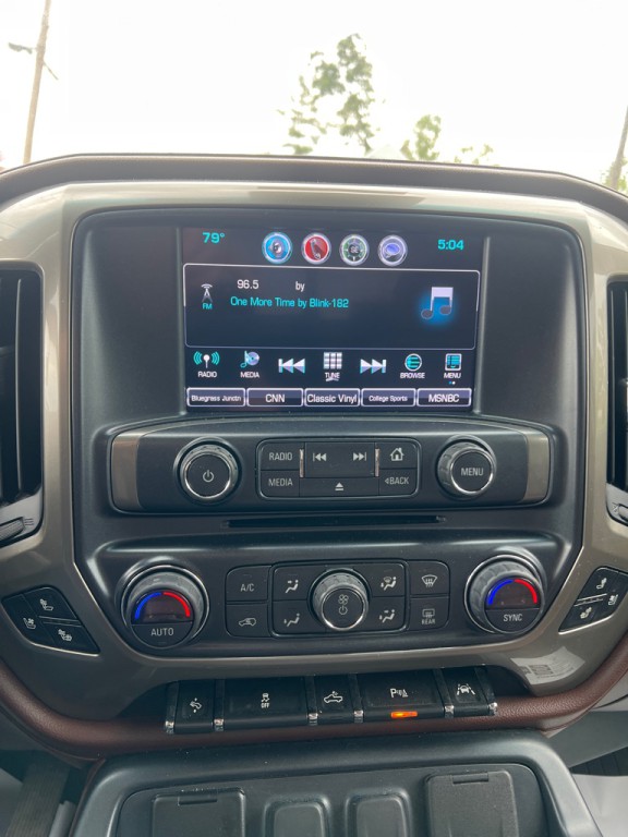 2018 Chevrolet Silverado 1500 Image 12