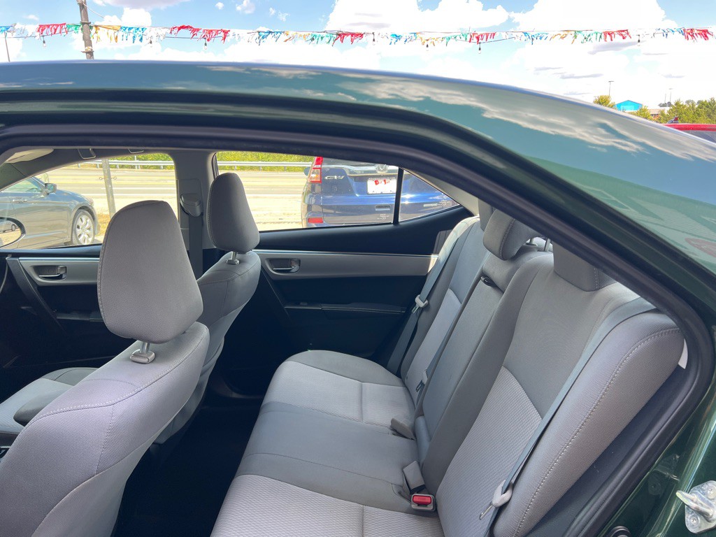 2015 Toyota Corolla Image 10
