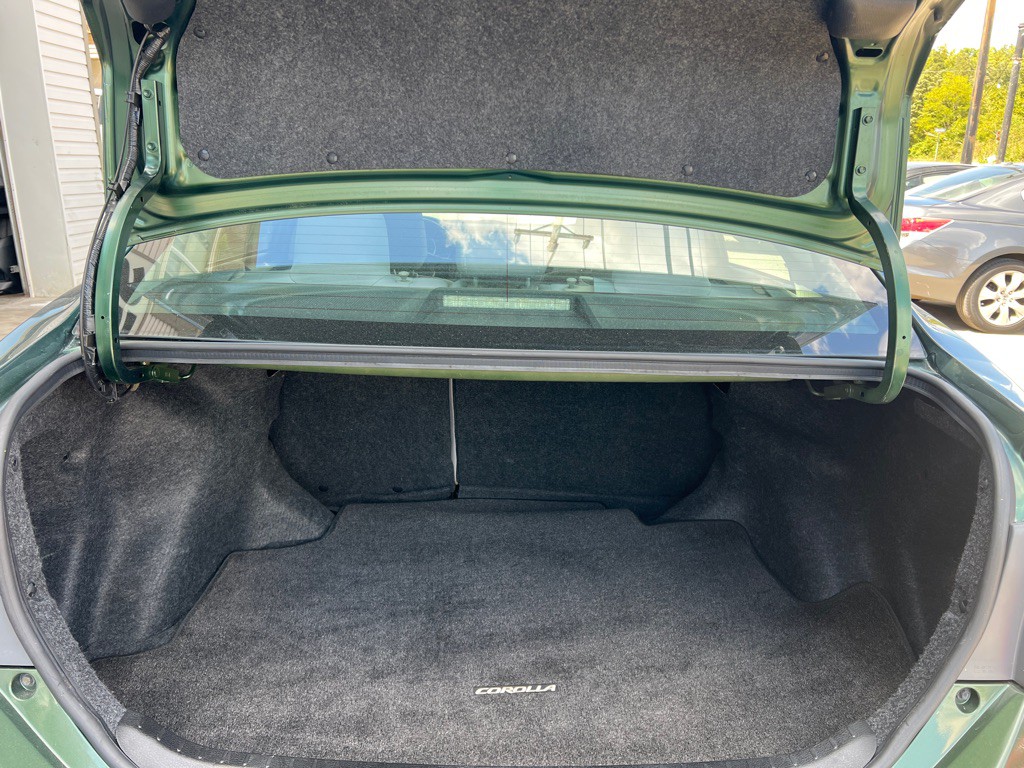 2015 Toyota Corolla Image 16