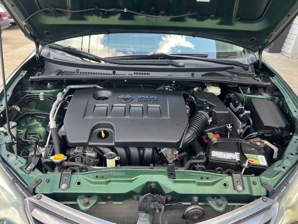 2015 Toyota Corolla Image 17