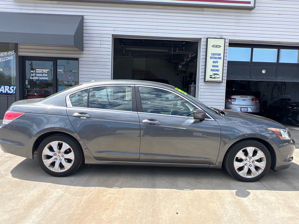 2009 Honda Accord Image 4