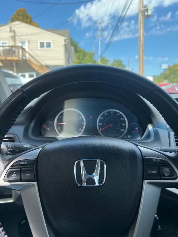 2009 Honda Accord Image 11