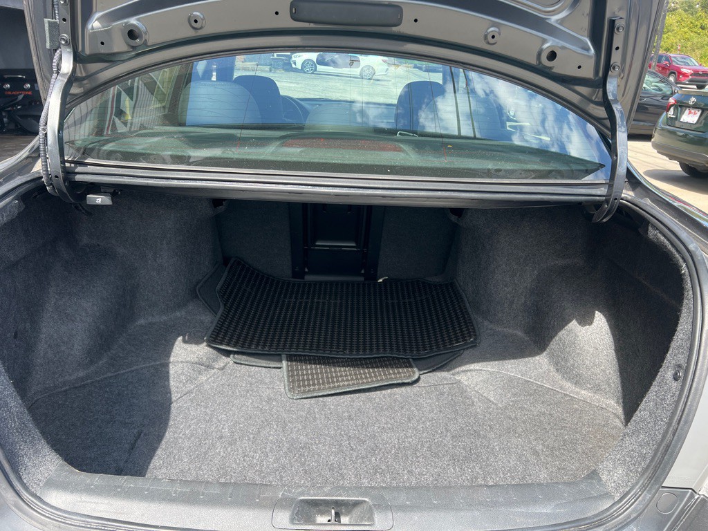 2009 Honda Accord Image 17