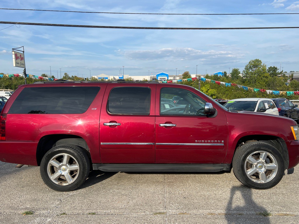 2009 Chevrolet Suburban Image 4