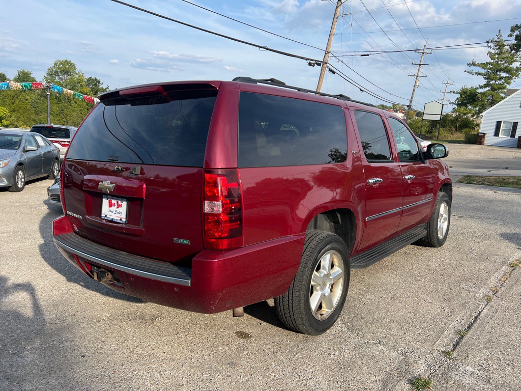 2009 Chevrolet Suburban Image 5