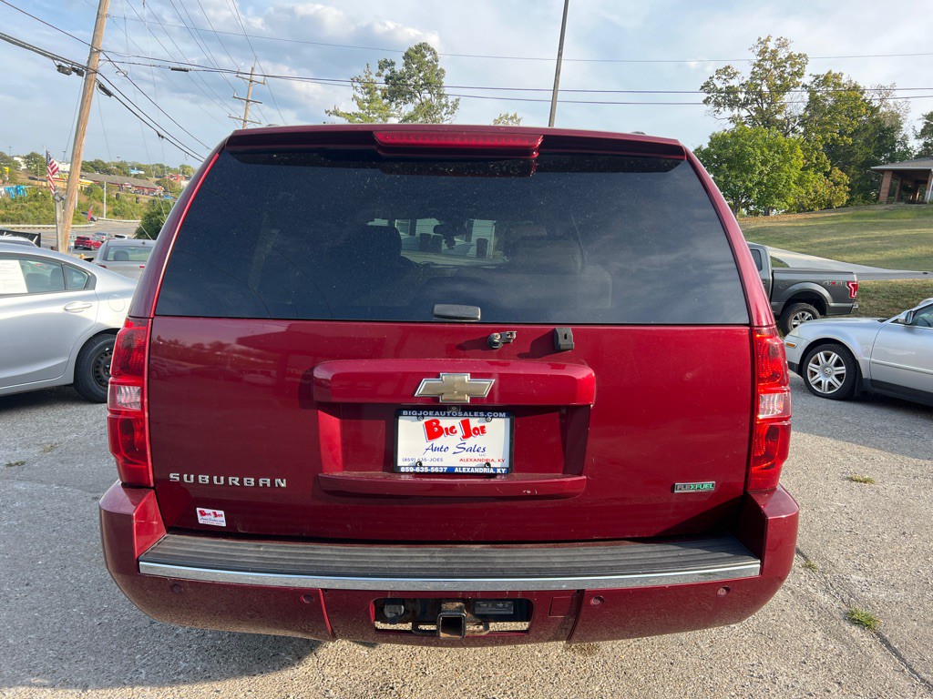 2009 Chevrolet Suburban Image 6