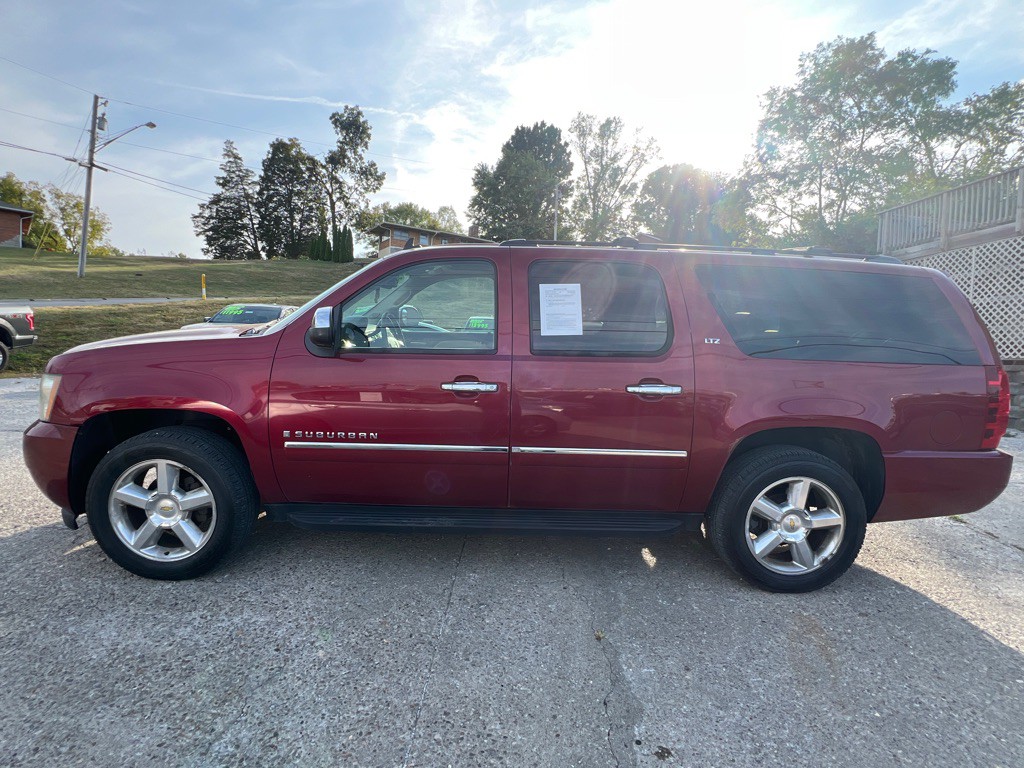 2009 Chevrolet Suburban Image 8