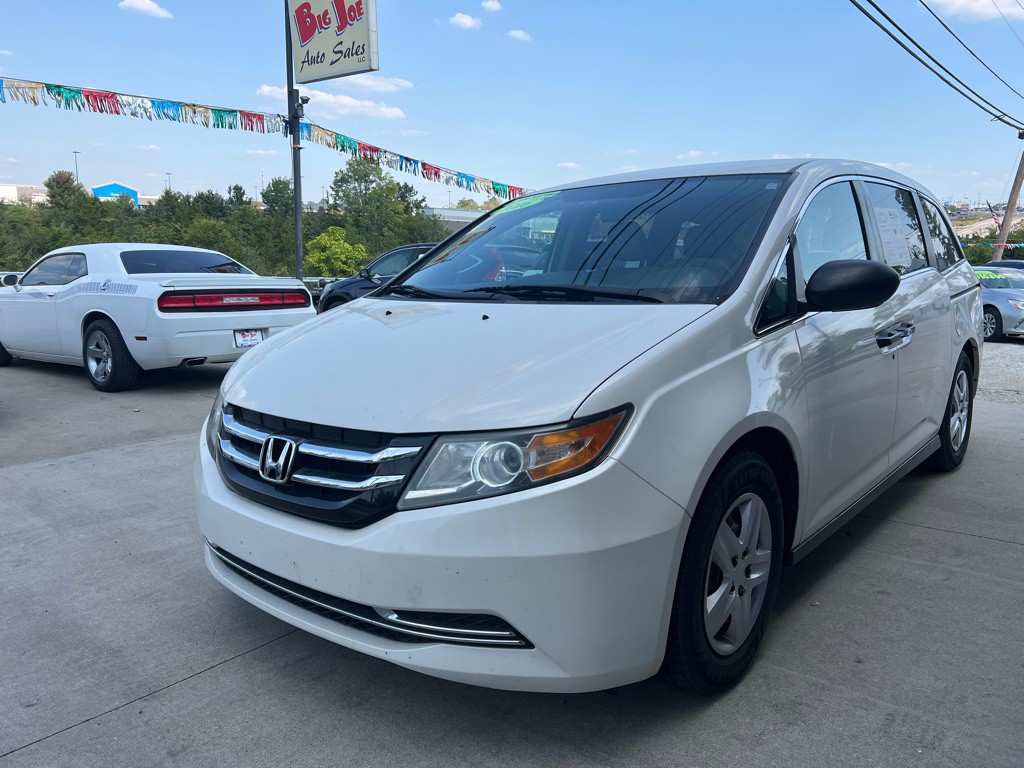 2016 Honda Odyssey Image 1
