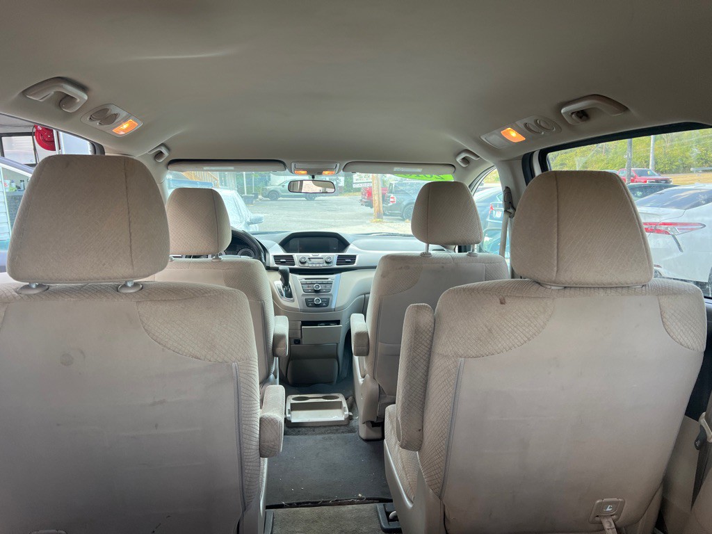 2016 Honda Odyssey Image 12