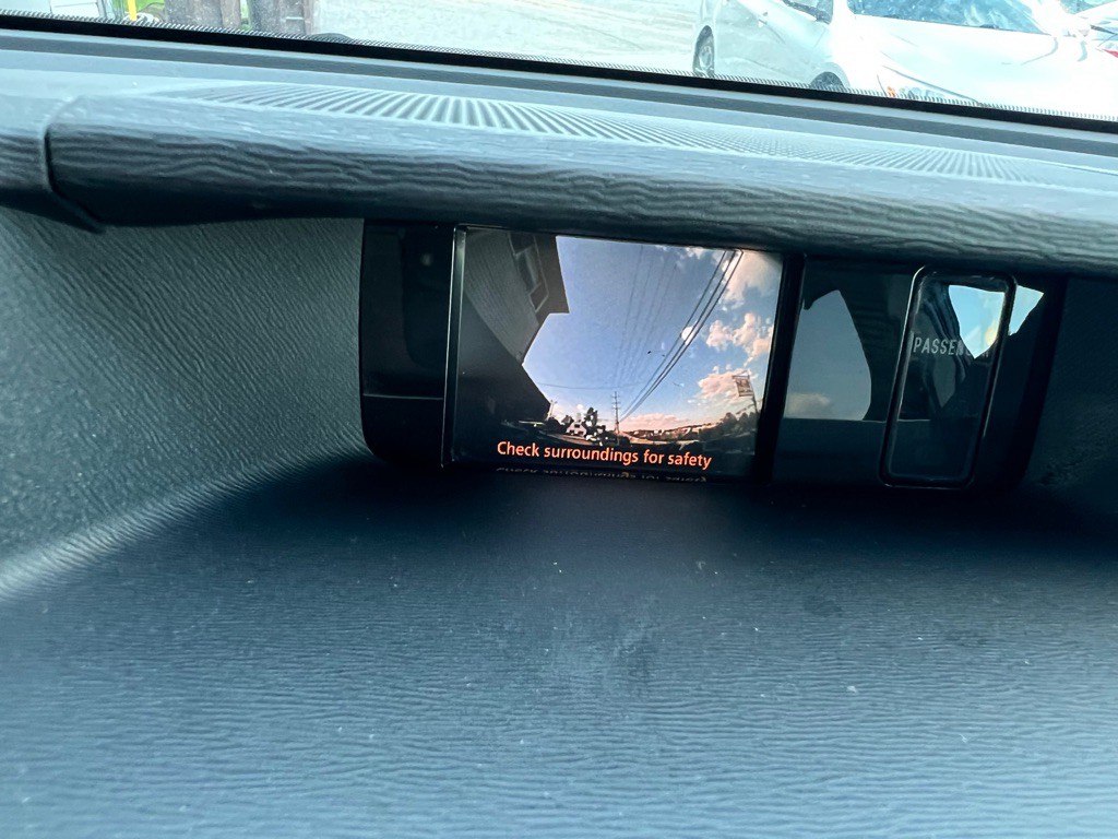 2013 Toyota Sienna Image 27