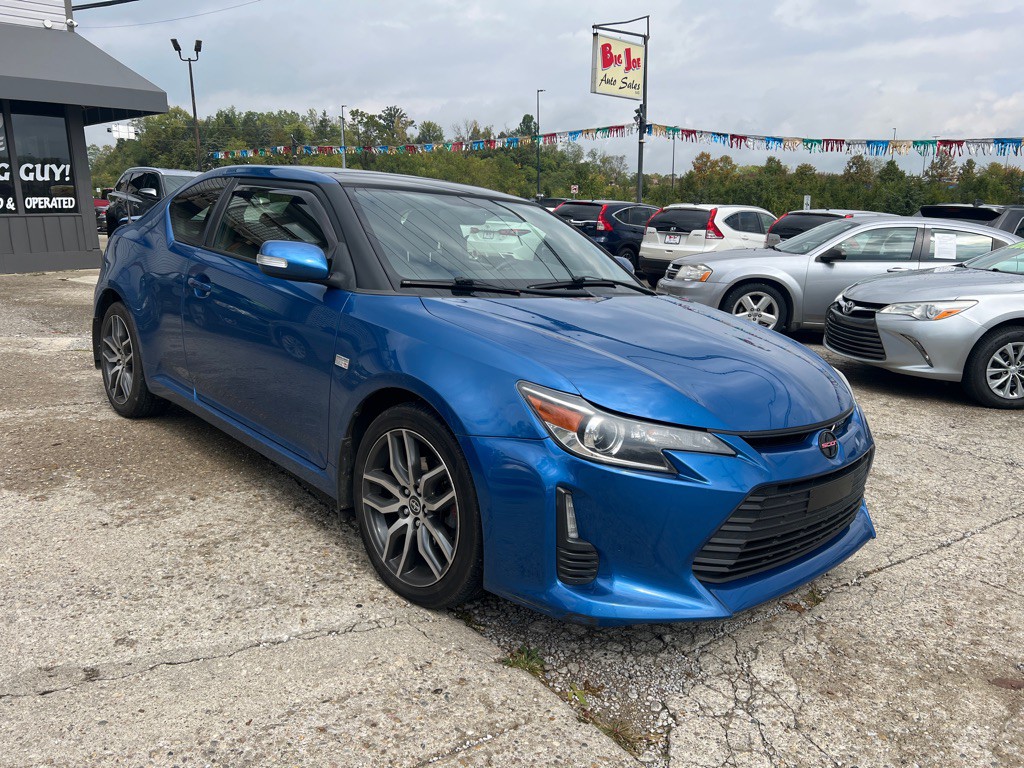 2016 Scion tC Image 3