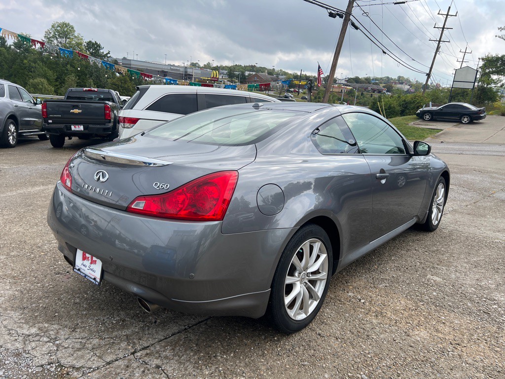 2014 INFINITI Q60 Image 5