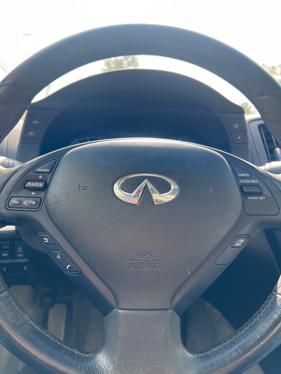 2014 INFINITI Q60 Image 10