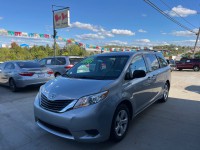 Image for 2013 Toyota Sienna LE ID: 6910060