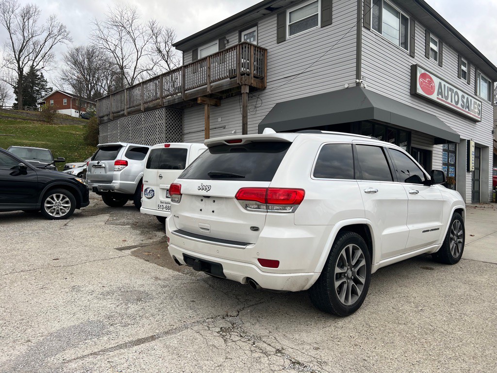 2017 Jeep Grand Cherokee Image 5