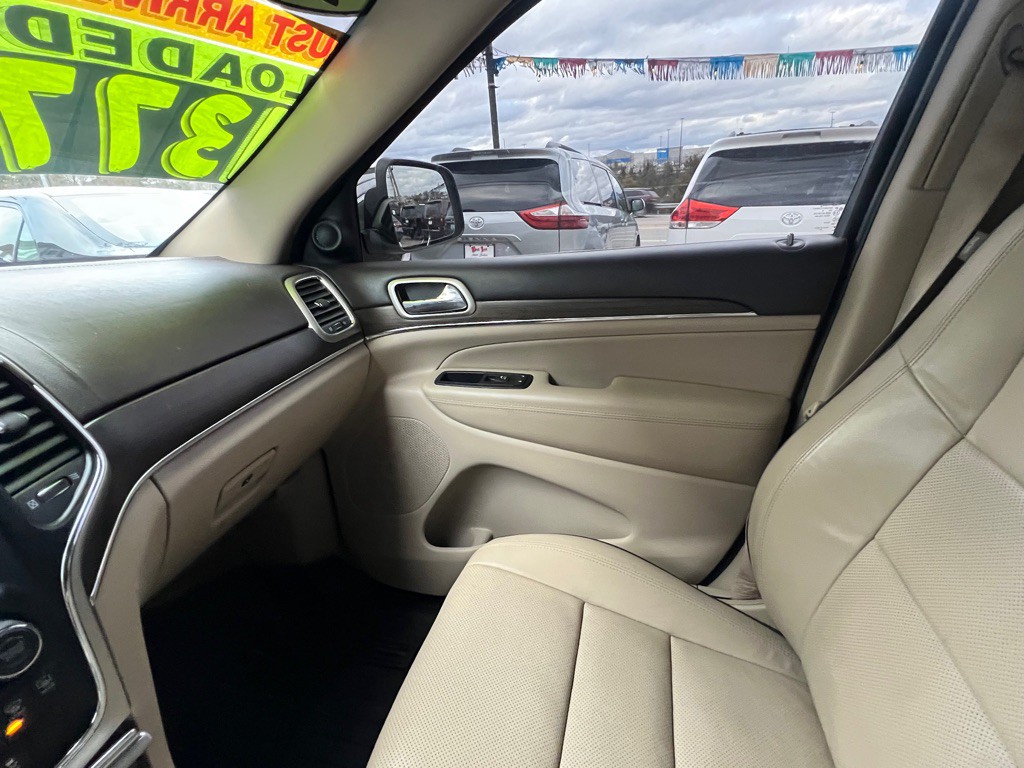 2017 Jeep Grand Cherokee Image 14