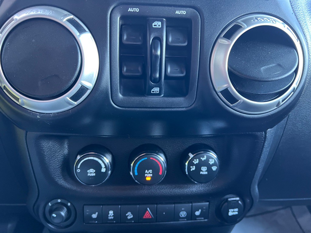 2017 Jeep Wrangler Unlimited Image 12