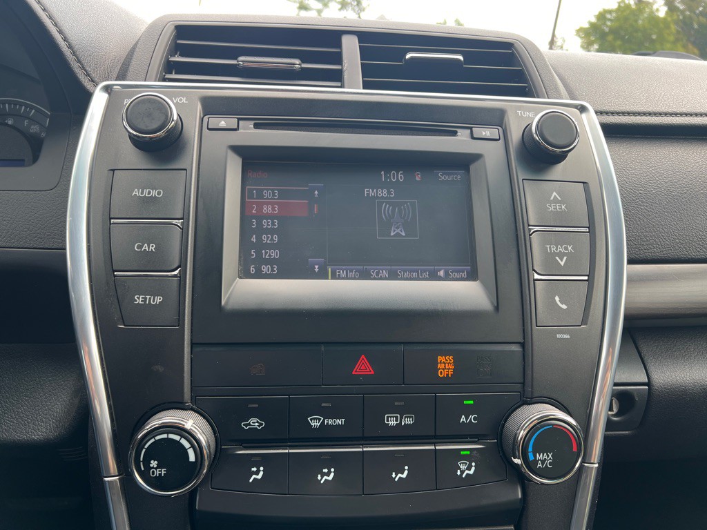 2015 Toyota Camry Image 7
