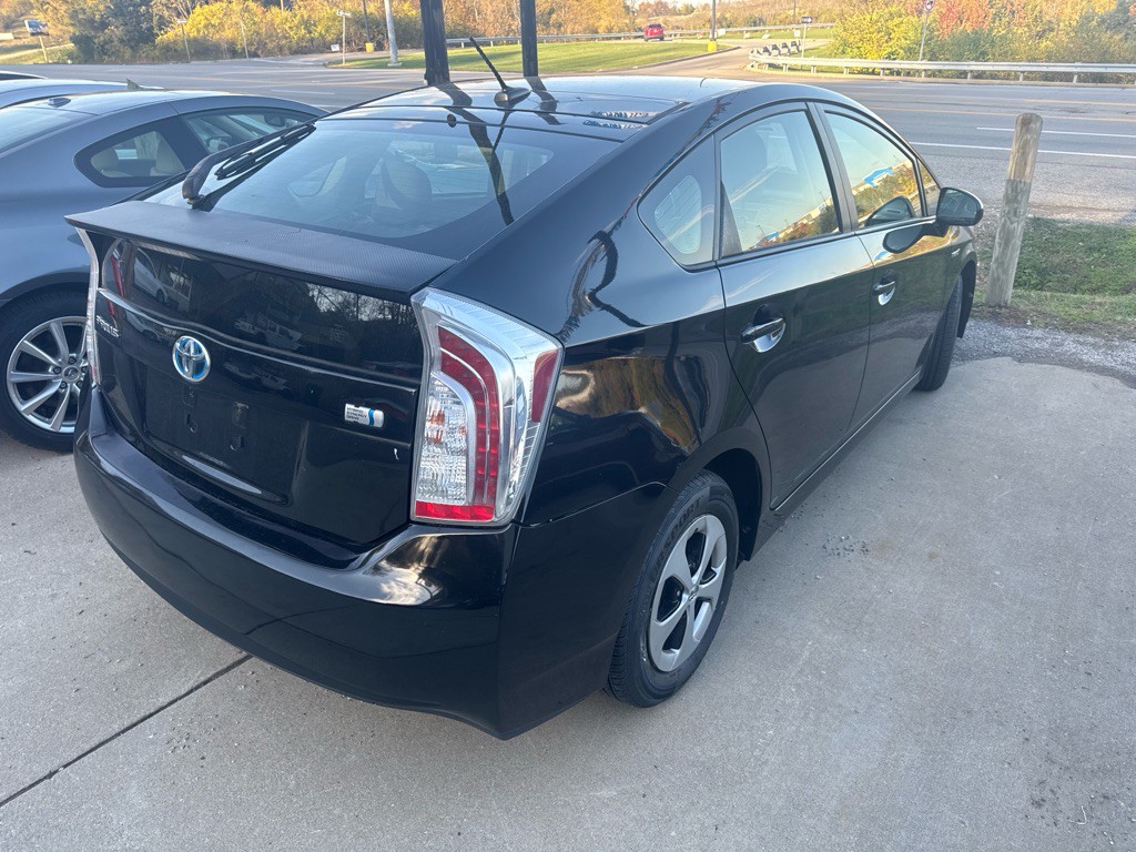2015 Toyota Prius Image 6