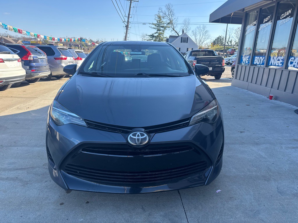 2019 Toyota Corolla Image 2