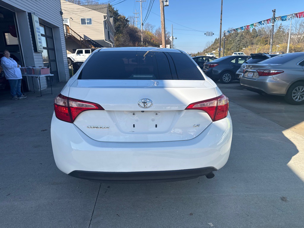 2017 Toyota Corolla Image 6