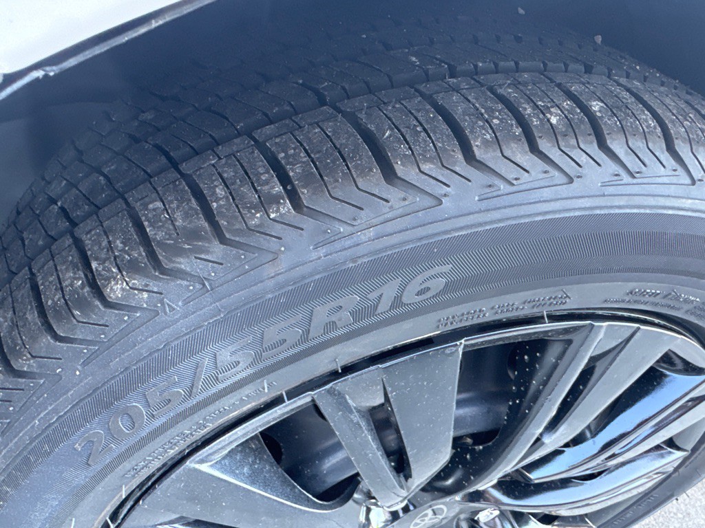 2017 Toyota Corolla Image 9