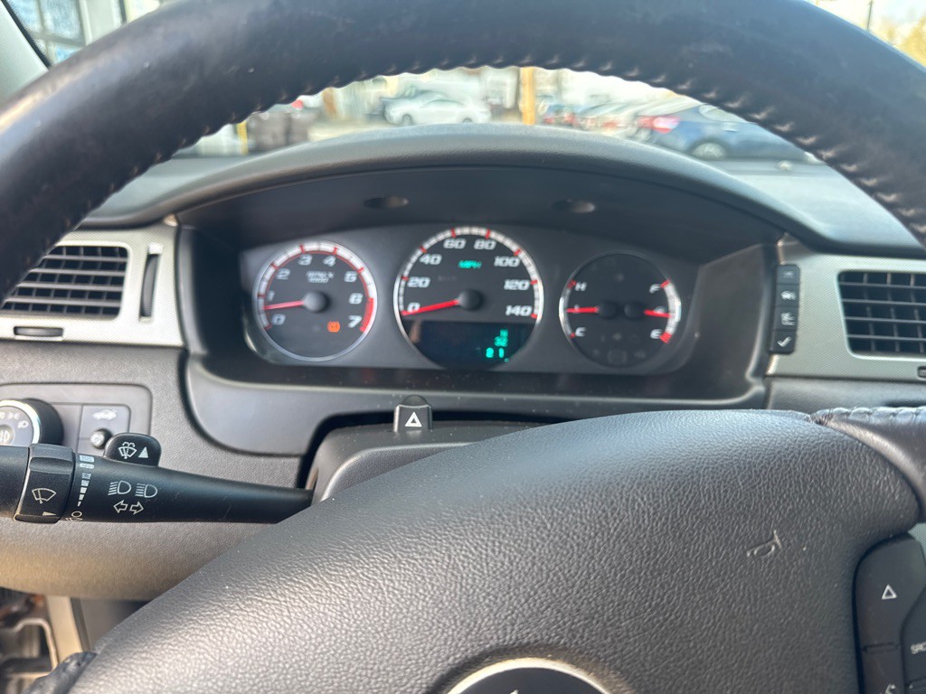 2008 Chevrolet Impala Image 12