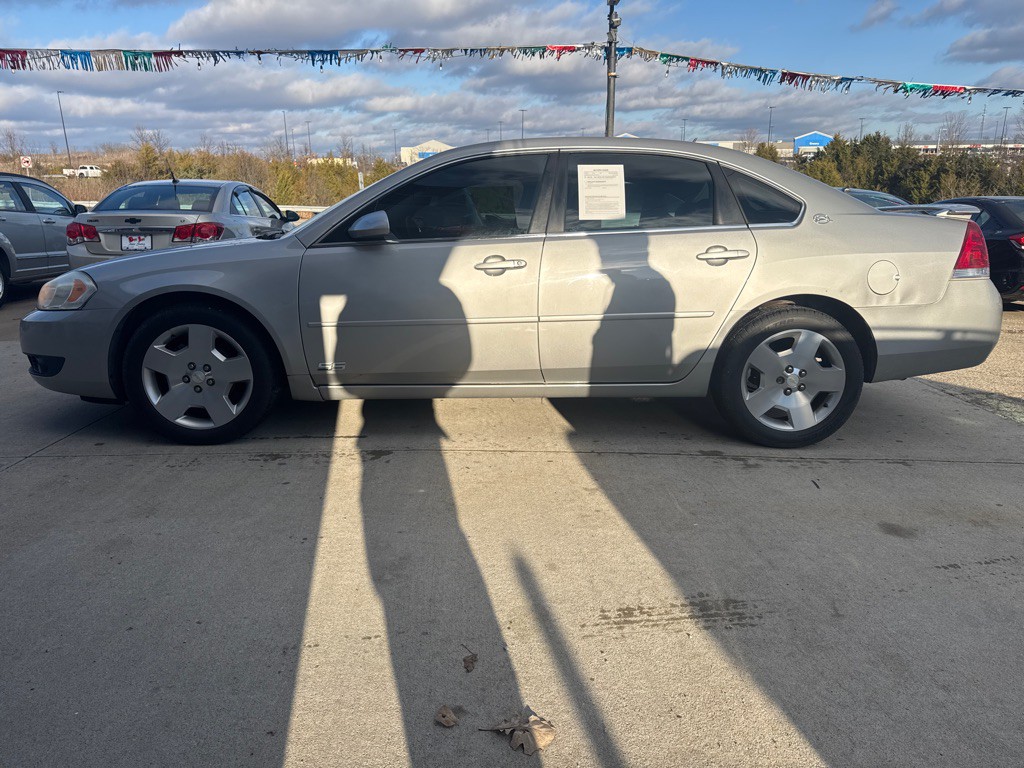 2008 Chevrolet Impala Image 2