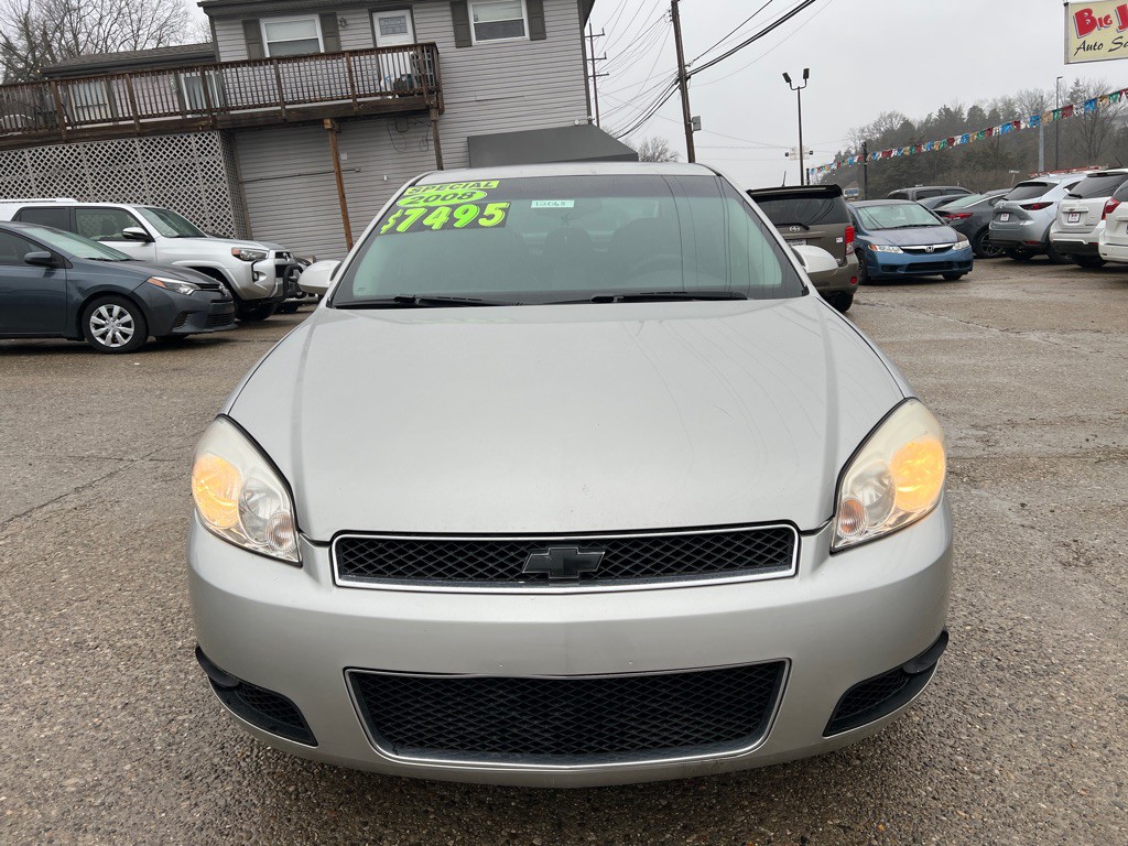 2008 Chevrolet Impala Image 2
