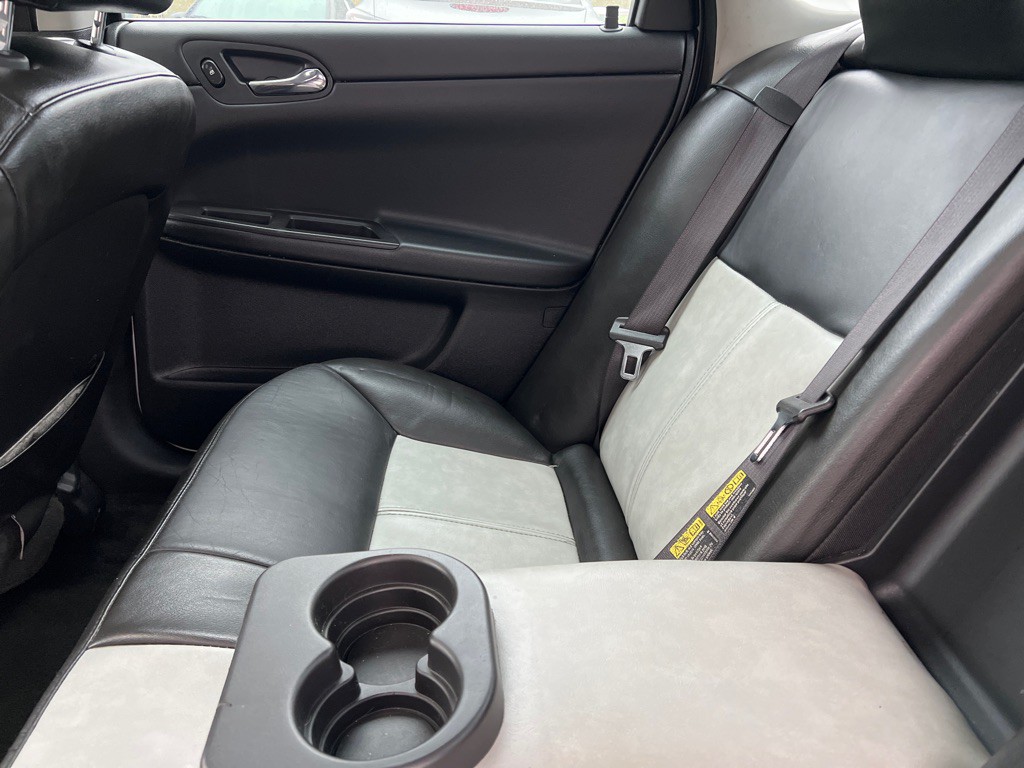 2008 Chevrolet Impala Image 19