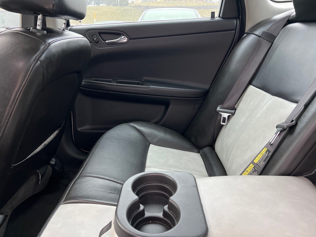 2008 Chevrolet Impala Image 20