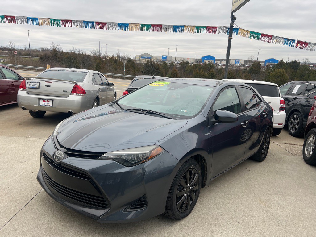 2019 Toyota Corolla Image 1
