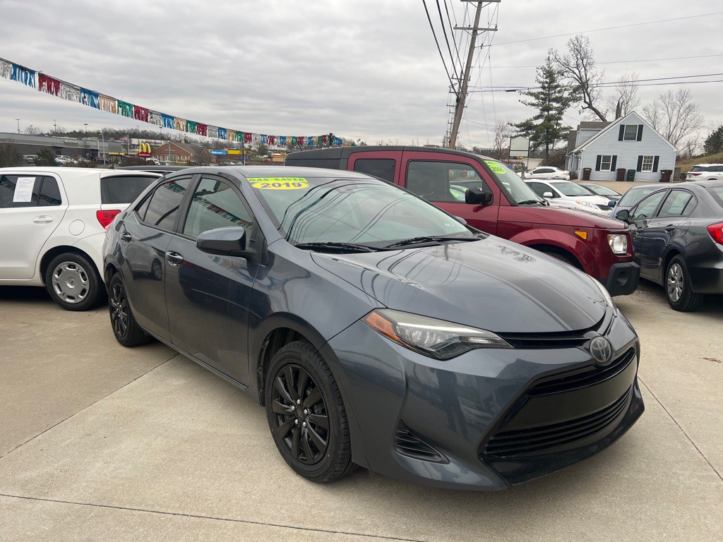 2019 Toyota Corolla Image 3