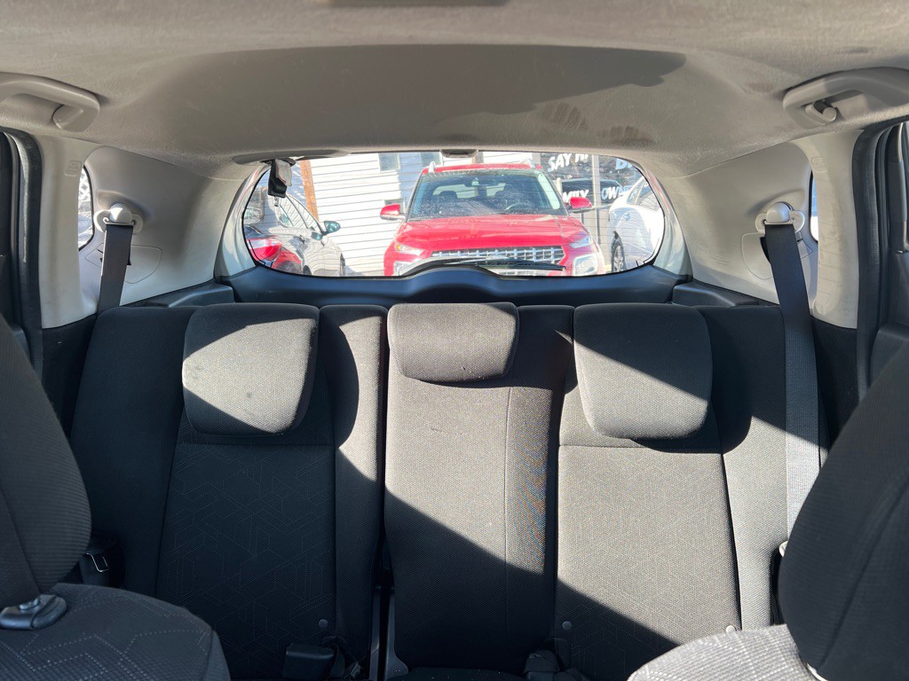 2016 Honda Fit Image 18