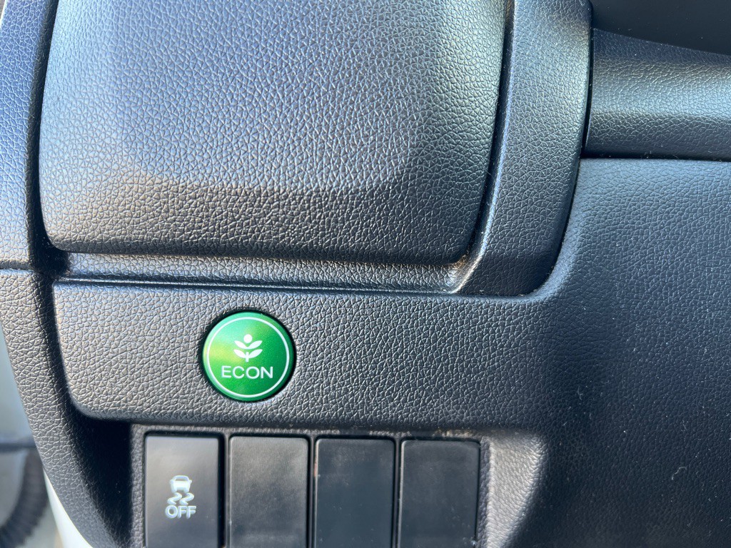 2016 Honda Fit Image 20