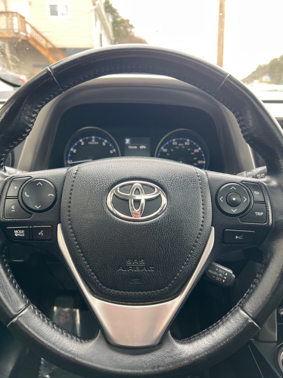 2018 Toyota Rav4 Image 13